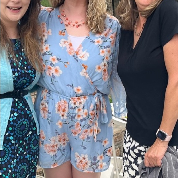 Summer Shorts Jumper - Picture 1 of 9